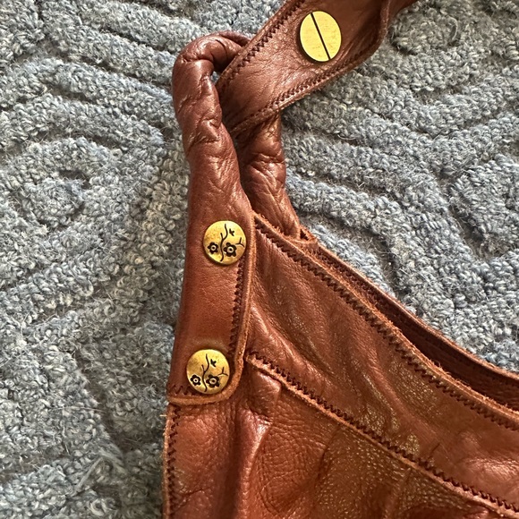 Lucky Brand Leather Boho Shoulder Handbag - Picture 3 of 10